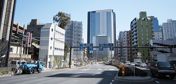 新宿も徒歩圏内。利便性と住みやすさを両立した街。